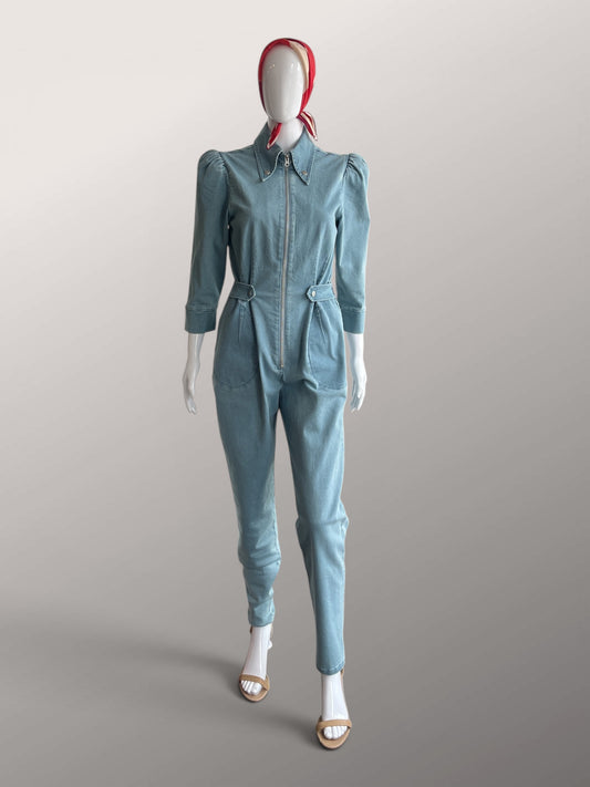 THE MINTER in washed denim